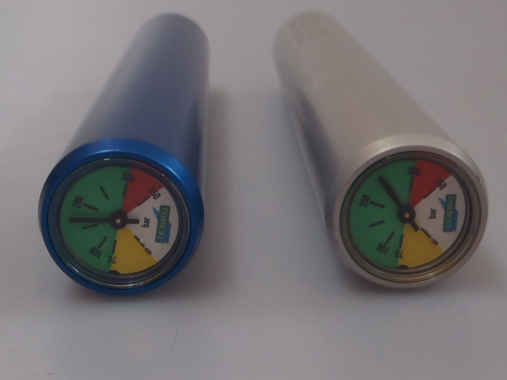 Tesro Druckgasbeälter für Luftpistolen Tesro Pressluftkartusche für Luftpistolen