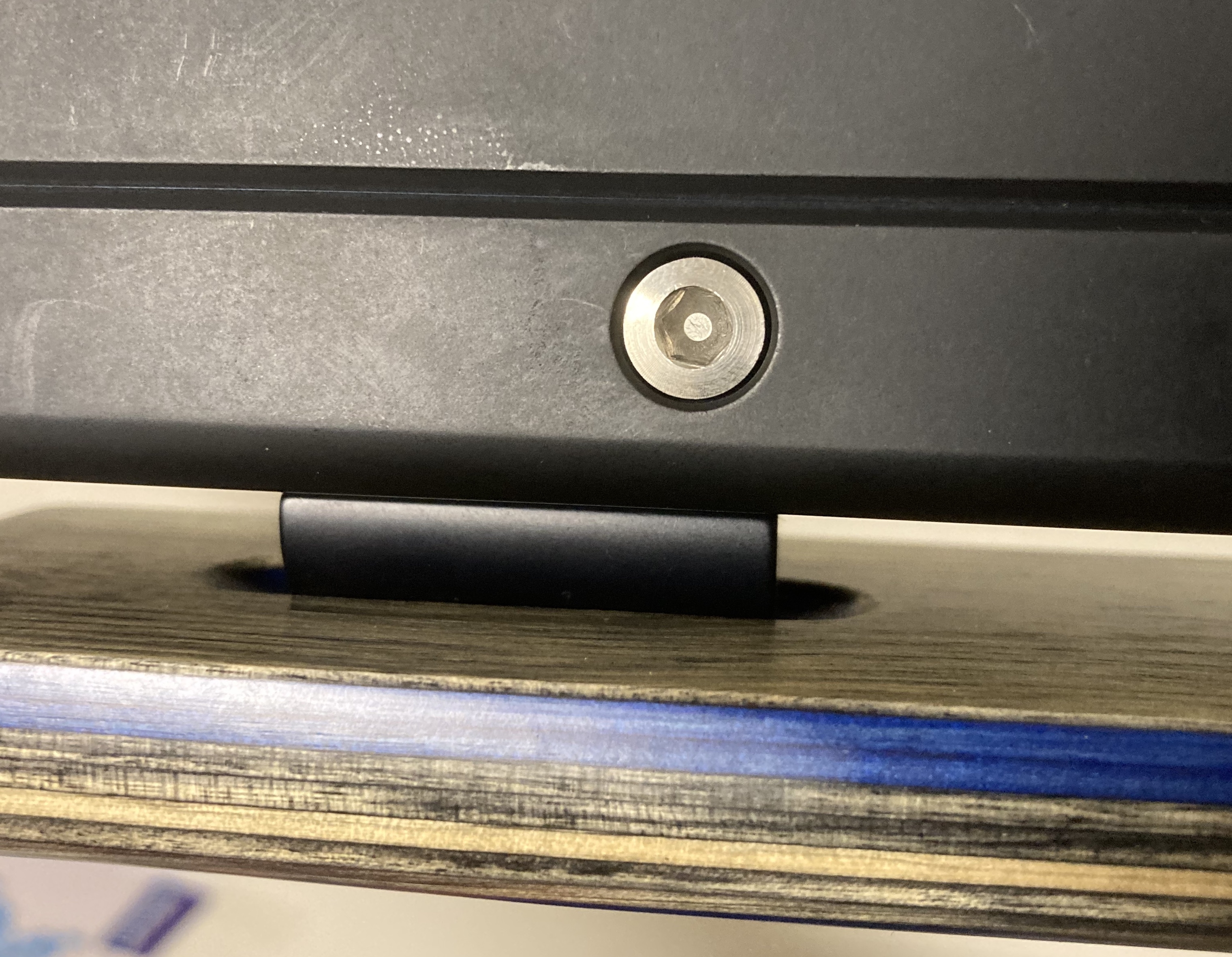 Tesro RS 100 Basic Holme Edition