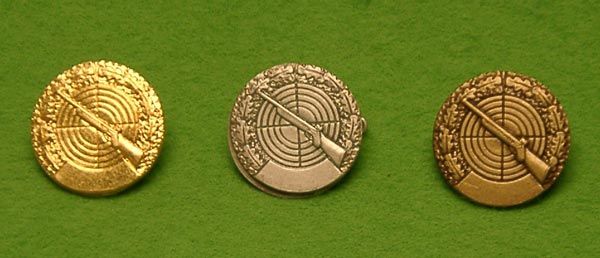 Meisterschaftsabzeichen, Gewehr Nr 53 Meisterschaftsabzeichen, Gewehr Nr 78 neu