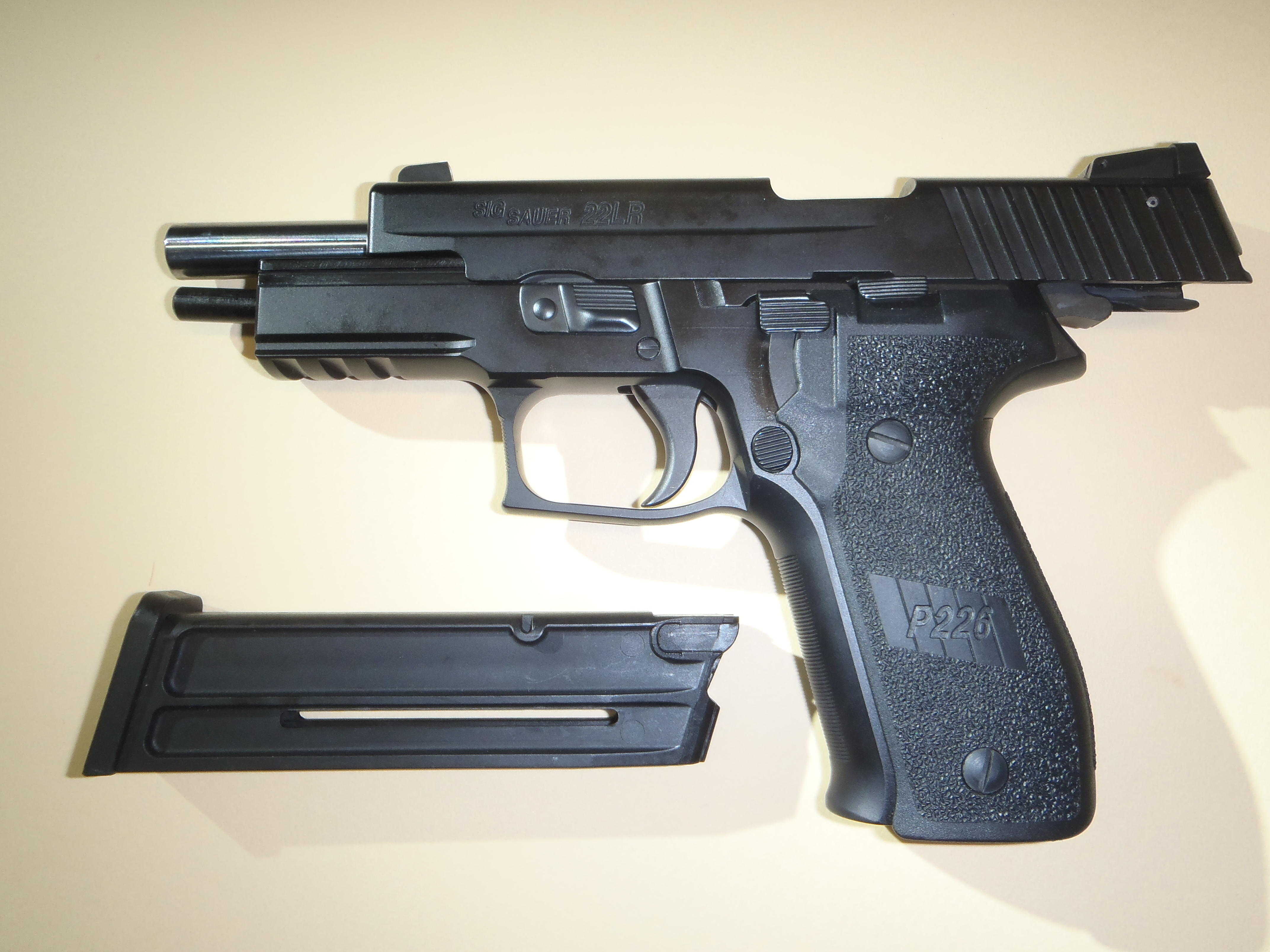 SIG-Sauer Modell P226 AL SO BT